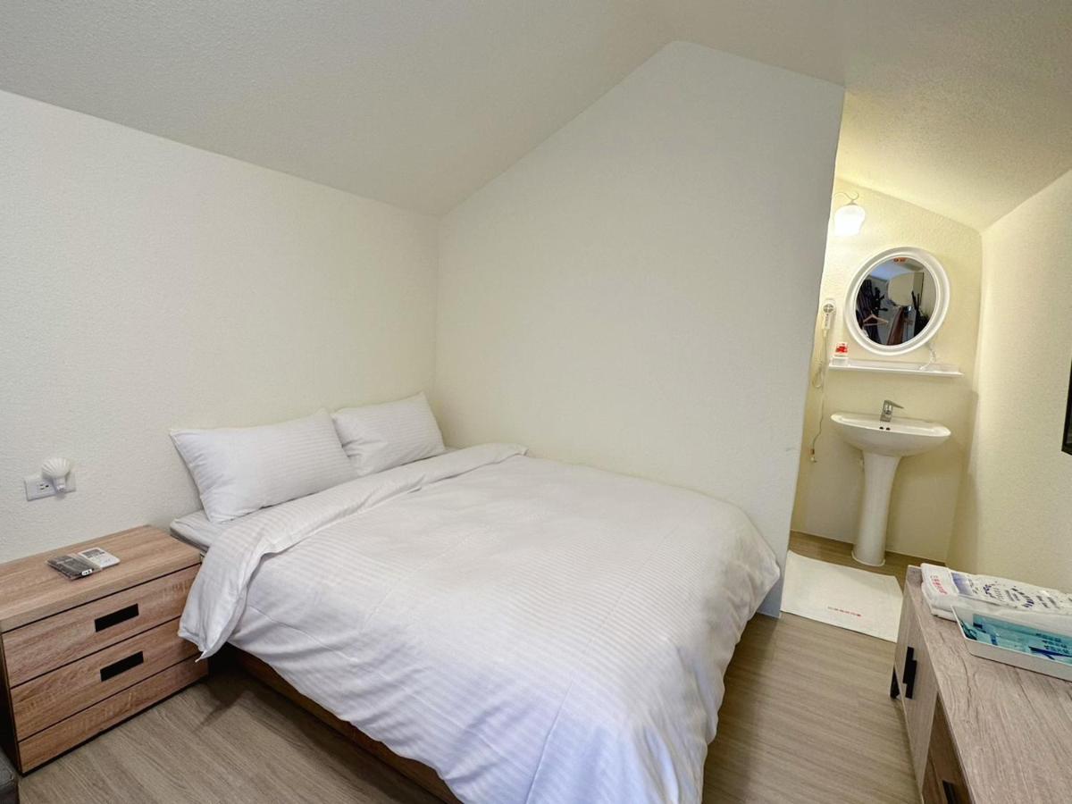 Baluo Baluo Apartment Sun Moon Lake Bagian luar foto